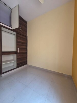 Room in 2 BHK Apartment at Btm Layout Stage 2 – for Rent