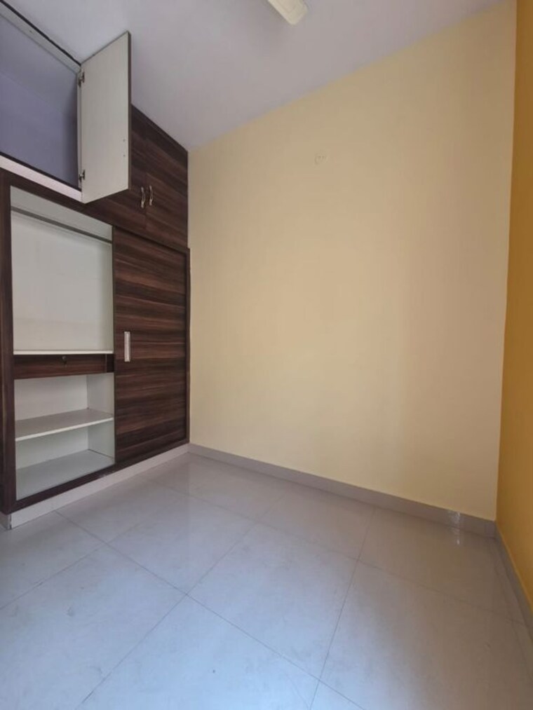 Room, btm layout stage 2 2 Bedroom 1000 Sq.Ft. Apartment In Btm Layout Stage 2 Bangalore 10761554