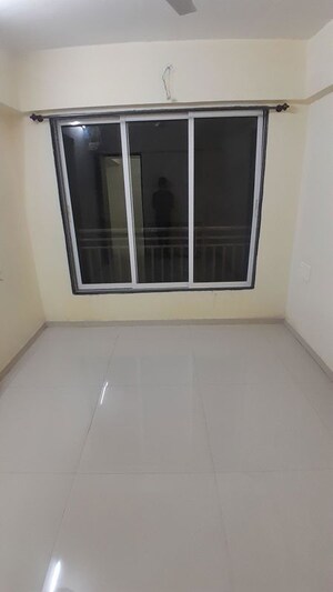 Room in 2 BHK Apartment at Arihant Residency Sion, Sion – for Sale