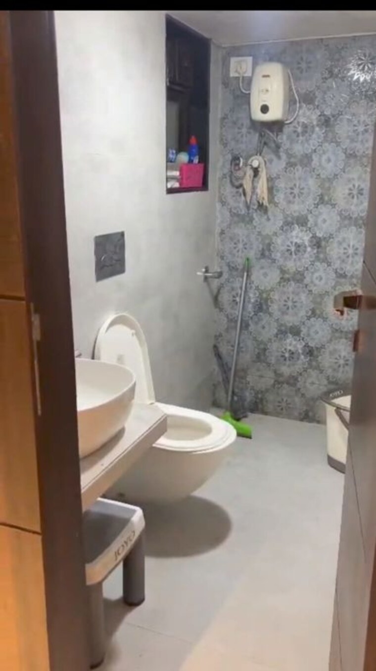 Bathroom, rassaz-greens 2 Bedroom 774 Sq.Ft. Apartment In Mira Road Thane 10761592