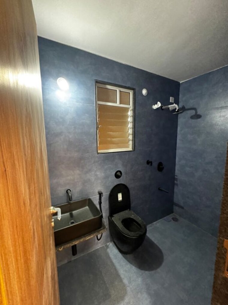 Bathroom, unique-k-town 3 Bedroom 948 Sq.Ft. Apartment In Kiwale Pune 10761577