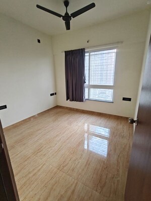 Room in 2 BHK Apartment at Godrej Park Ridge, Manjari – for Rent