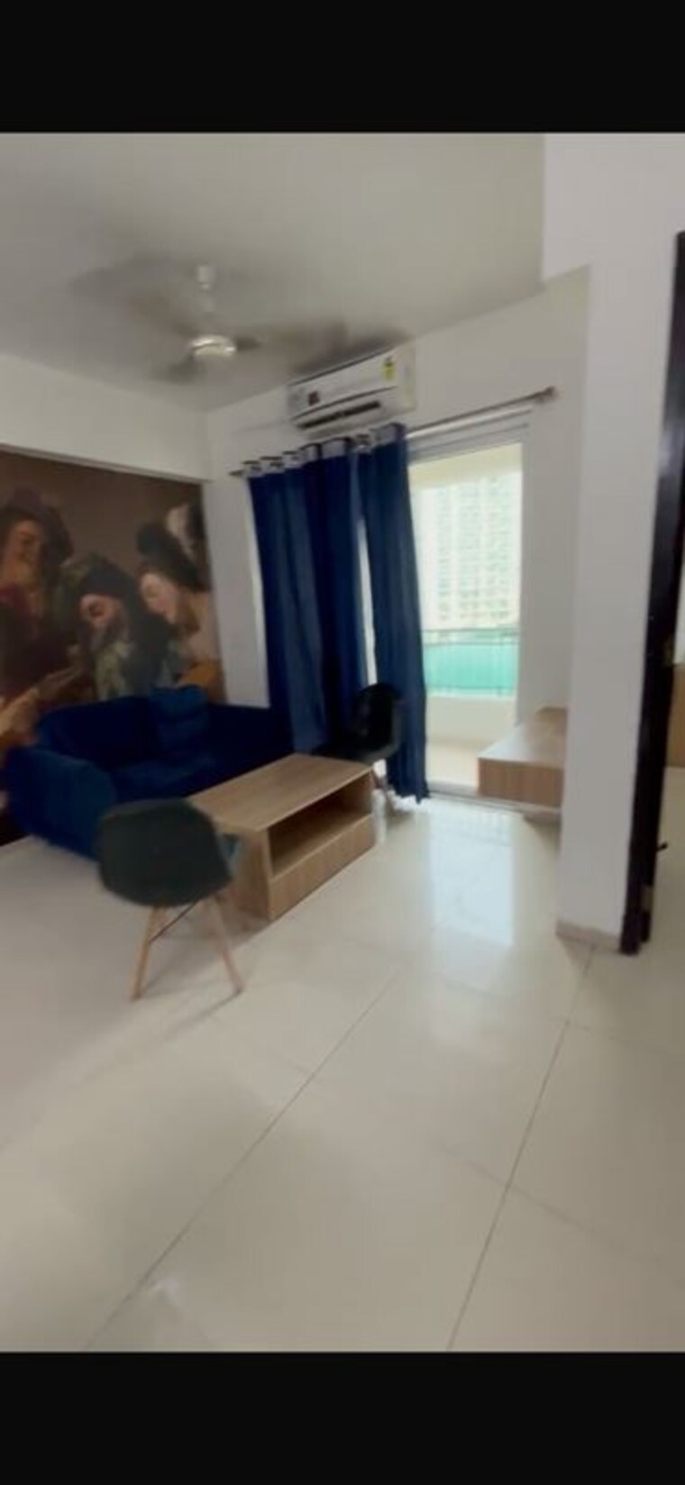 Living Room, sunworld-arista 1 Bedroom 615 Sq.Ft. Apartment In Sector 168 Noida 10761604