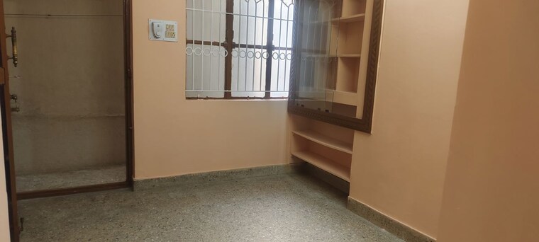 Room, jeevan bima nagar 1 Bedroom 500 Sq.Ft. Builder Floor In Jeevan Bima Nagar Bangalore 10761622
