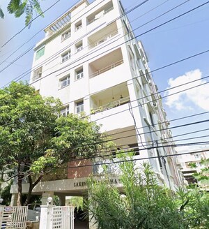  Apartment For Sale in Syamala Nagar