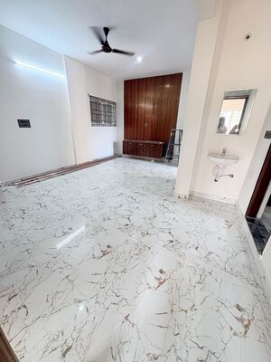 Room in 1 BHK Builder Floor at Murugesh Palya – for Rent