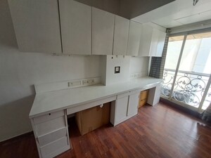  4 BHK Apartment at Lokhandwala Minerva Mahalaxmi, Mahalaxmi – for Rent