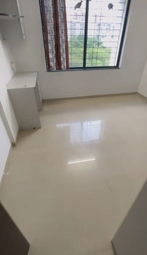 Room in 1 BHK Apartment at Gayatri Bravuria Apartment, Balewadi – for Rent