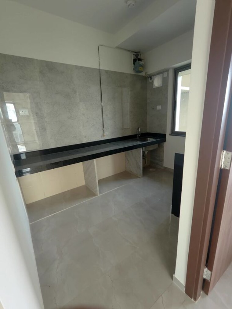 Kitchen/pantry, sheth-auris-bliss 2 Bedroom 604 Sq.Ft. Apartment In Malad West Mumbai 10761758