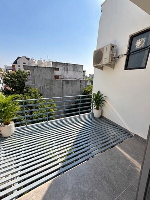 Balcony in 4 BHK Builder Floor at Sector 51 – for Rent