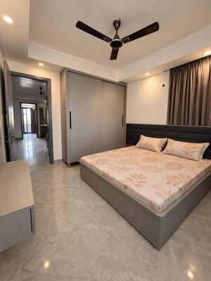 Bedroom in 4 BHK Builder Floor at Sector 51 – for Rent