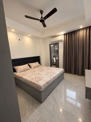 Bedroom in 4 BHK Builder Floor at Sector 51 – for Rent
