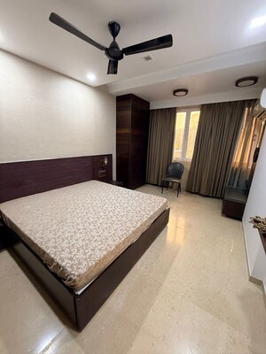 Bedroom in 2.5 BHK Apartment at Mehernaz Building, Cuffe Parade – for Rent