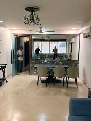 Gym in 2.5 BHK Apartment at Mehernaz Building, Cuffe Parade – for Rent