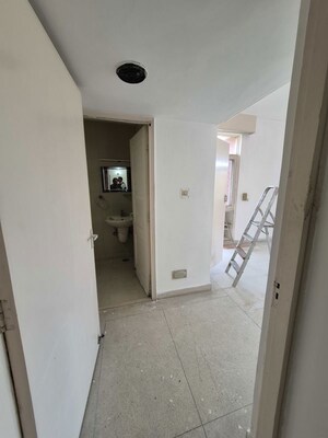 Kitchen in 3.5 BHK Apartment at Mayur Vihar – for Rent