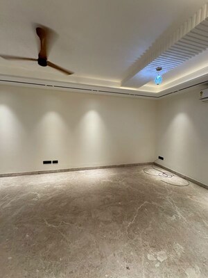 6+ BHK Independent House For Sale in Sector 8