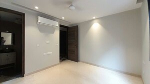 Room in 3 BHK Builder Floor at Chittaranjan Park – for Sale