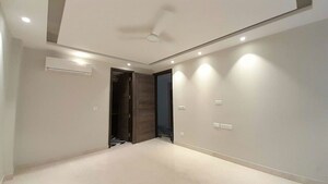 Room in 3 BHK Builder Floor at Chittaranjan Park – for Sale