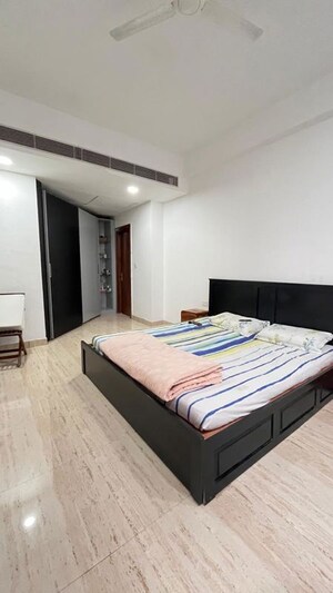 Bedroom in 3.5 BHK Apartment at ABA Ivy County, Sector 75 – for Rent