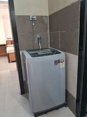 Team Area in 2 BHK Apartment at Hyde Park Galaxy, Manpada – for Rent