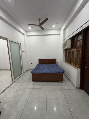 Room in 1 BHK Villa at Gaur Yamuna City, Gaur Yamuna City – for Rent