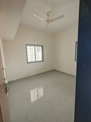 Bedroom in 2 BHK Apartment at Chandan Nagar – for Rent