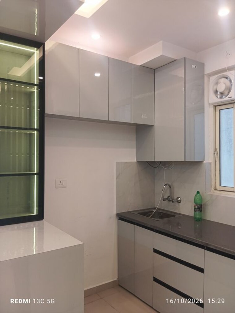 Kitchen, pyramid-midtown 2 Bedroom 699 Sq.Ft. Apartment In Sector 59 Gurgaon 10761998