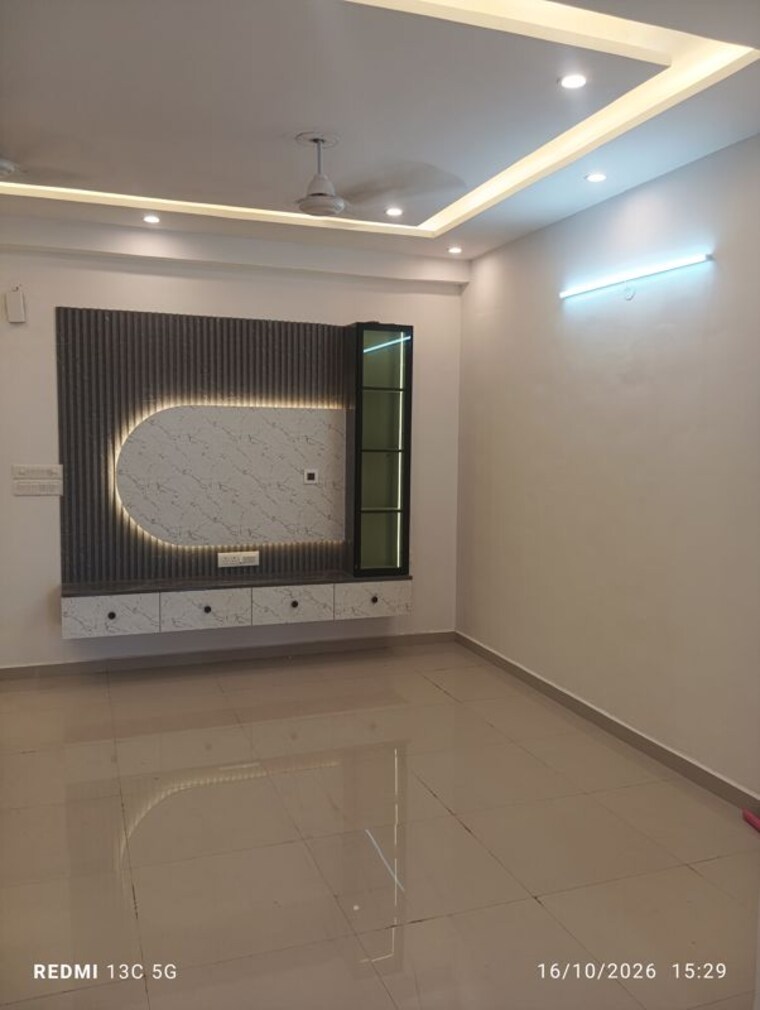Room, pyramid-midtown 2 Bedroom 699 Sq.Ft. Apartment In Sector 59 Gurgaon 10761998