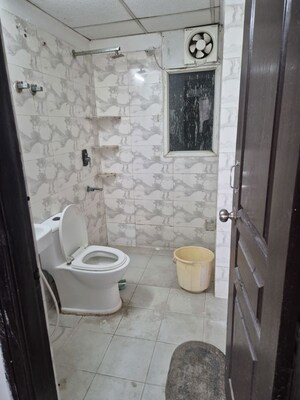 Bathroom in 2.5 BHK Apartment at Sethi Max Royale, Sector 76 – for Rent