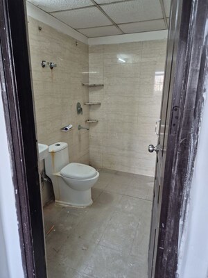 Bathroom in 2.5 BHK Apartment at Sethi Max Royale, Sector 76 – for Rent
