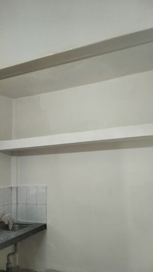 Room in 2 BHK Apartment at Suyog Paradise, Kondhwa – for Rent