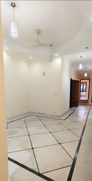 Lobby in 3 BHK Builder Floor at Greater Kailash – for Rent