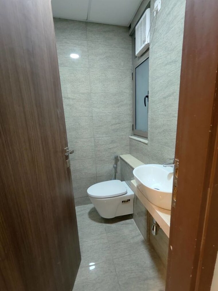 Bathroom, sheth-auris-serenity-tower-3 2 Bedroom 805 Sq.Ft. Apartment In Malad West Mumbai 10761700