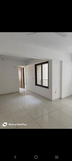 Room in 3 BHK Apartment at Vishwanath Sarathya, Shela – for Rent