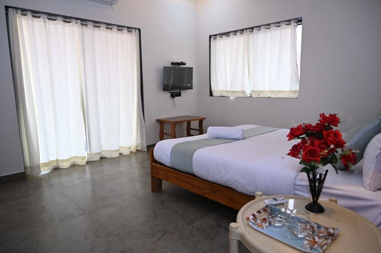 Bedroom, gurukrupa-nirmalam 2 Bedroom 635 Sq.Ft. Apartment In Bandra East Mumbai 10762130