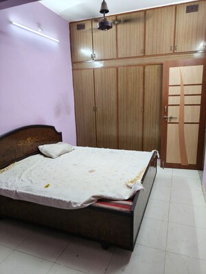 Bedroom in 2 BHK Villa at Vejalpur – for Rent