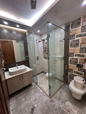 Attached Bathroom in 3 BHK Builder Floor at Sarvodaya Enclave – for Rent