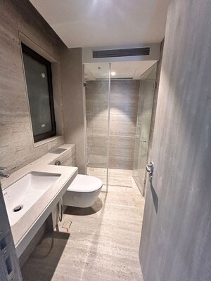 Bathroom in 2 BHK Apartment at Orchid Apartment Santacruz West, Santacruz West – for Rent