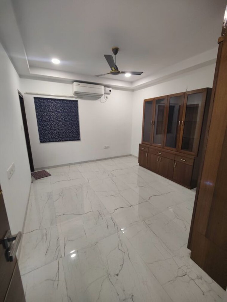 Bedroom, visions-urjith 4 Bedroom 350 Sq.Yd. Villa In Tellapur Hyderabad 10762160