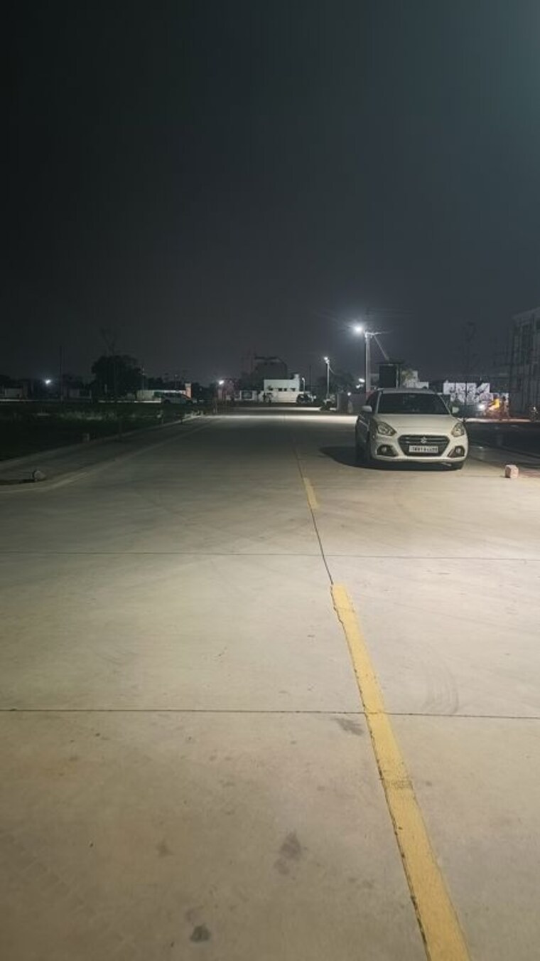  Parking, k k nagar  1000 Sq.Ft. Plot In K K Nagar Trichy 10762201