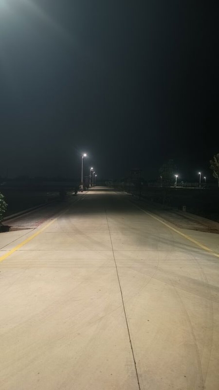  Parking, k k nagar  1000 Sq.Ft. Plot In K K Nagar Trichy 10762201