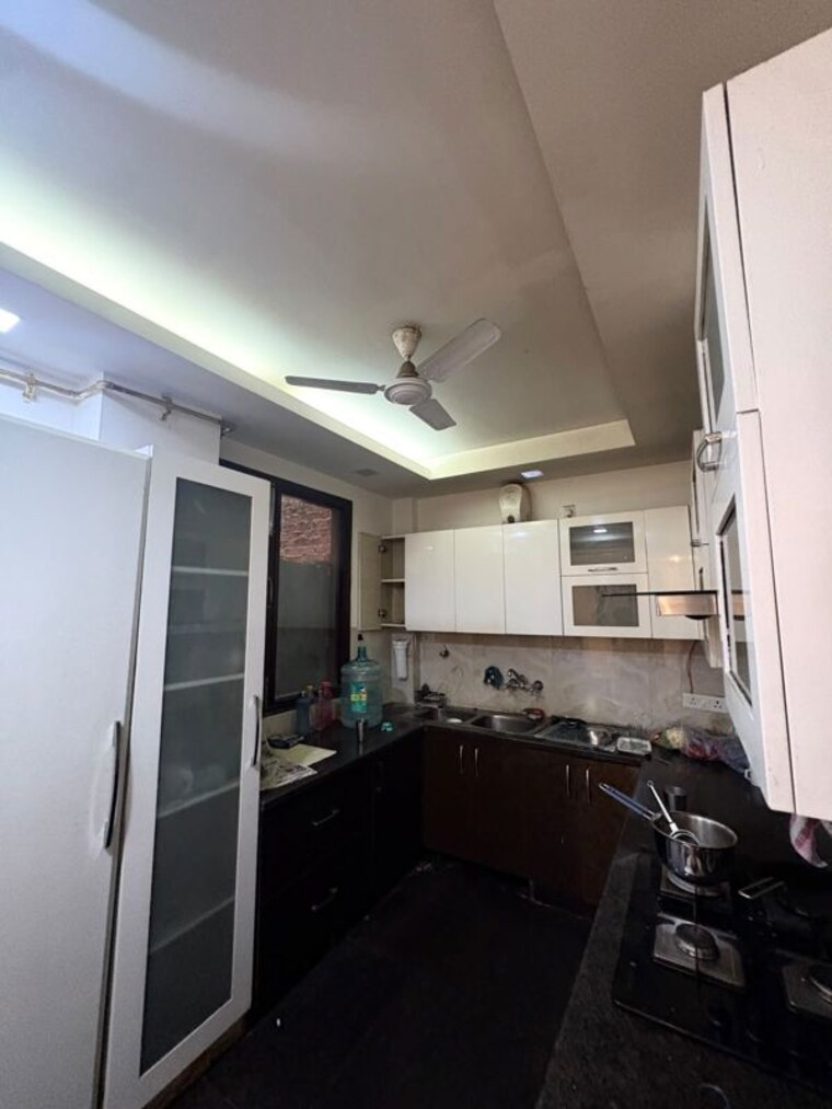 Kitchen, rajouri garden 4 Bedroom 300 Sq.Yd. Builder Floor In Rajouri Garden Delhi 10762213