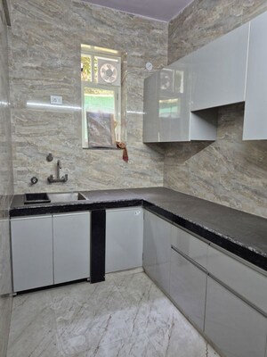 Kitchen in 1.5 BHK Apartment at Mayur Vihar – for Rent