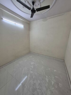 2.5 BHK Builder Floor For Rent in Mayur Vihar