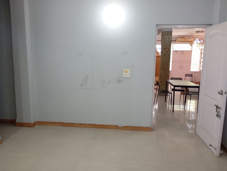 Room, uppal-southend 3 Bedroom 1600 Sq.Ft. Builder Floor In Sector 49 Gurgaon 10762250