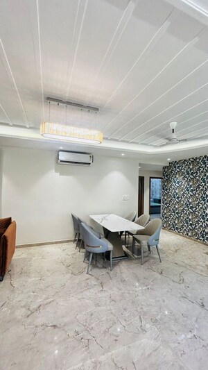 Team Area in 3 BHK Apartment at Ansal Celebrity Meadows, Sushant Golf City – for Rent