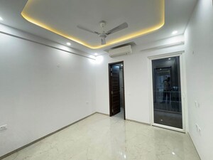 Room in 3.5 BHK Builder Floor at M3M Soulitude, Sector 89 – for Sale