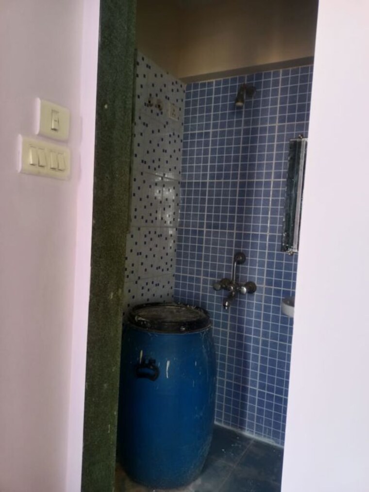 Bathroom, om-kalyani-chs 1 Bedroom 336 Sq.Ft. Apartment In Dahisar West Mumbai 10762326