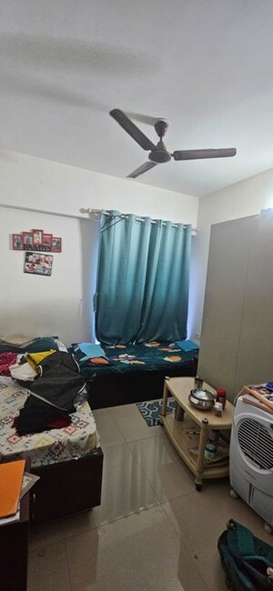 Team Area in 2 BHK Apartment at Mantra 29 Gold Coast, Tingre Nagar – for Rent
