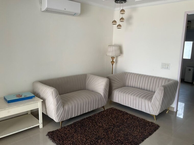 Bathroom, nizamuddin east 2 Bedroom 200 Sq.Yd. Builder Floor In Nizamuddin East Delhi 10762365
